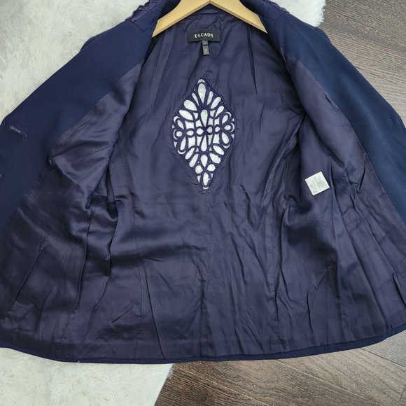 Escada Blazer - Picture 6 of 7